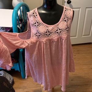 Women’s Blouse